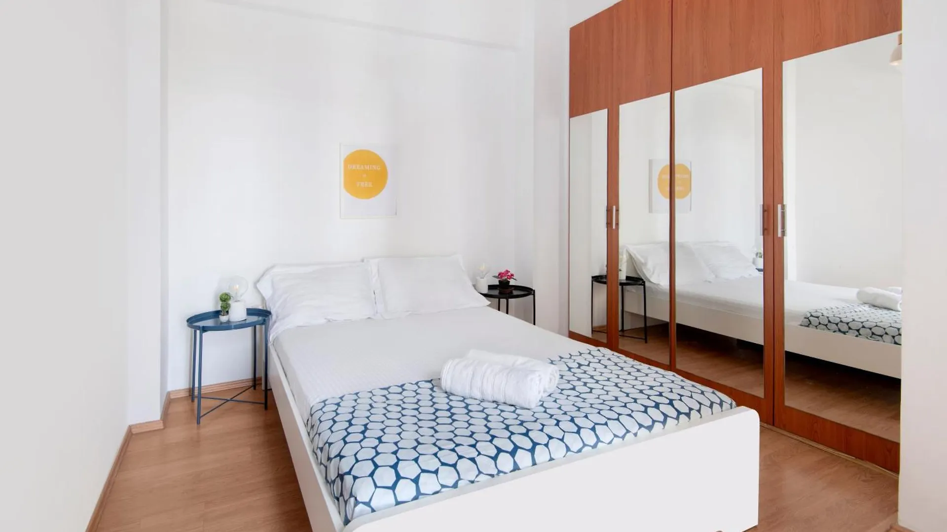 Welcome! Perfect Location-City Center Larnaca 0*,  Cypern